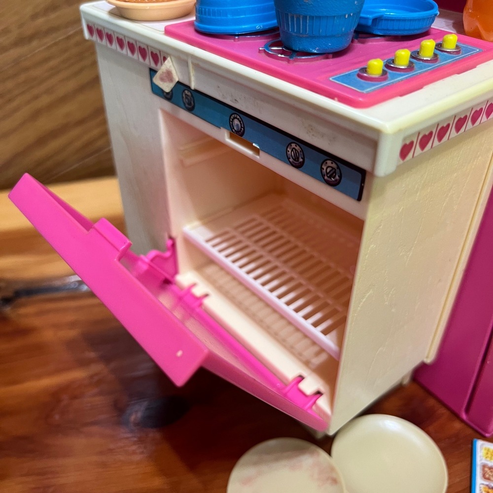 Vtg Mattel 1984 Barbie Dream Kitchen Playset Accessory Lot Food Pots Pans Dishes - Picture 3 of 16